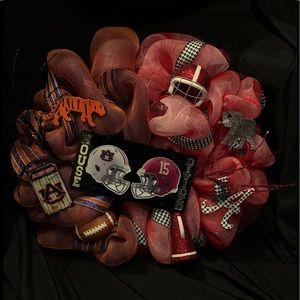 Auburn v/s Alabama Wreath